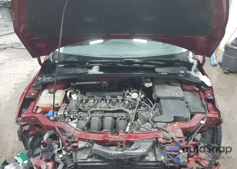 2017 Ford Focus Titanium из США, поврежденный, VIN 1FADP3J26HL238966